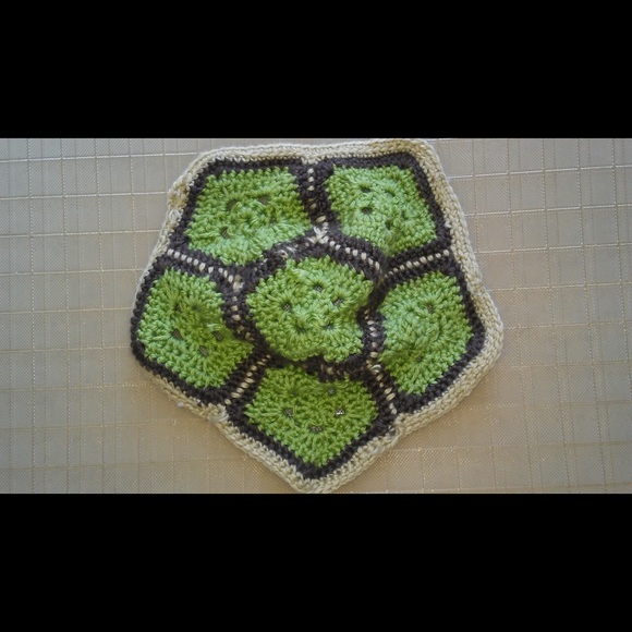 Handmade newborn baby turtle costume! - Picture 3 of 5
